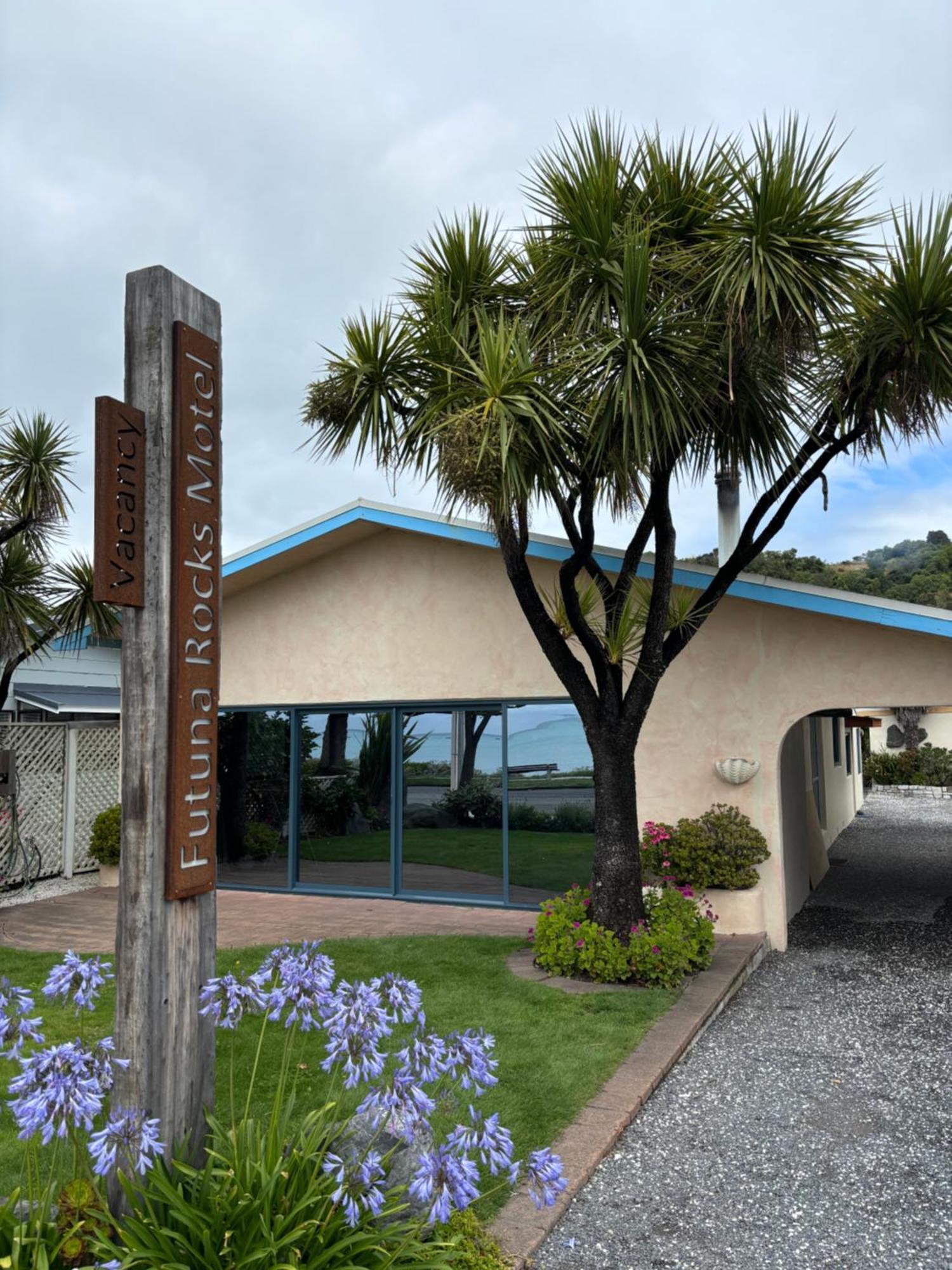 Futuna Rocks Motel Kaikoura Bagian luar foto